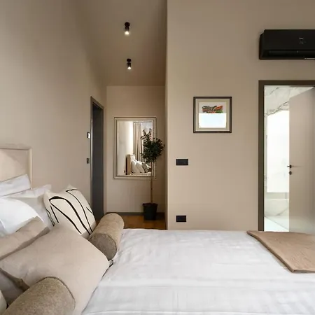 Luxury Lipa Tree With Pool In Novigrad Novigrad Istria