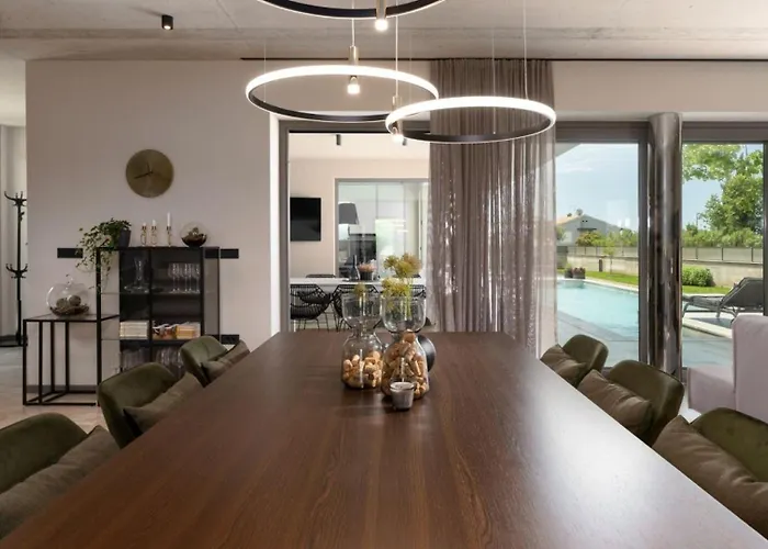 Luxury Lipa Tree With Pool In Novigrad Βίλα *