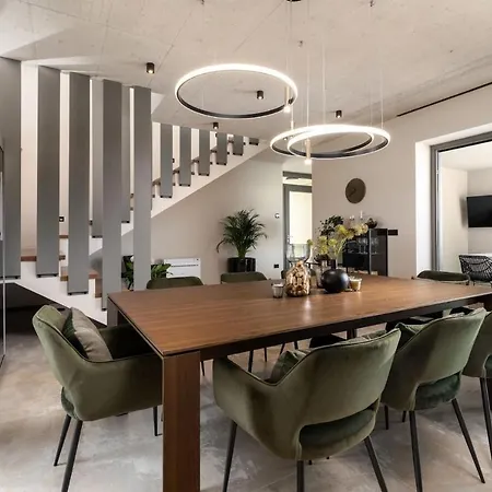 Villa Luxury Lipa Tree With Pool In Novigrad *