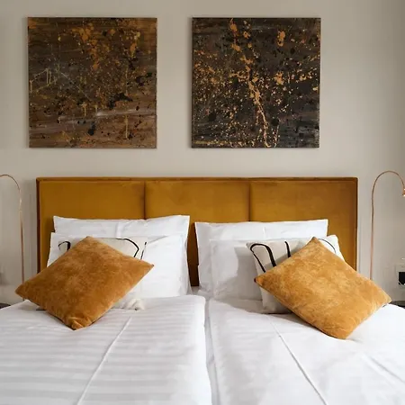 Villa Luxury Lipa Tree With Pool In Novigrad Novigrad Istria