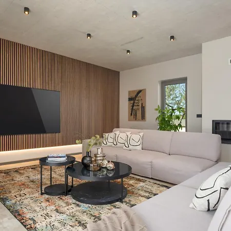 Villa Luxury Lipa Tree With Pool In Novigrad *
